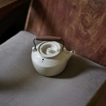 100% hand crafted clay teapot 500ml